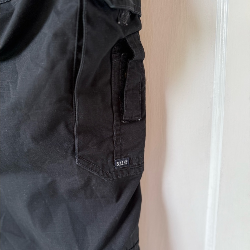 5.11 Tactical Women’s black Cargo Pants. Size 14L EUC - Picture 7 of 10